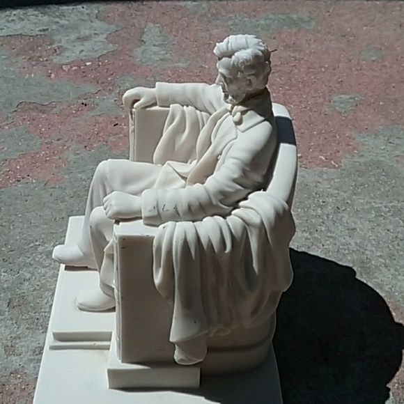 8" ABRAHAM LINCOLN FIGURINE - Picture 4 of 8